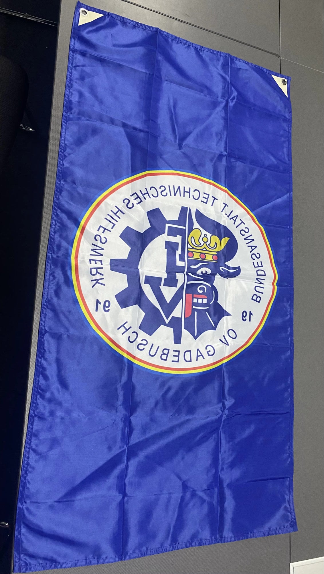 individuell gestaltete Flagge